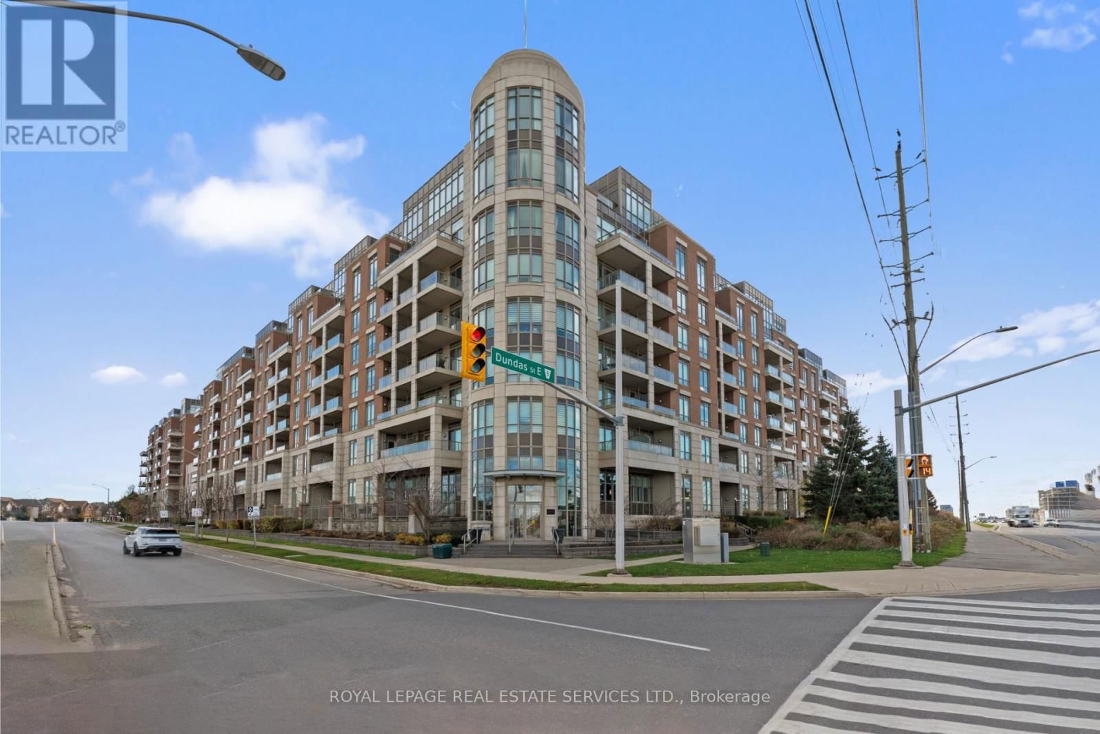 208 - 2480 PRINCE MICHAEL DRIVE Image 1