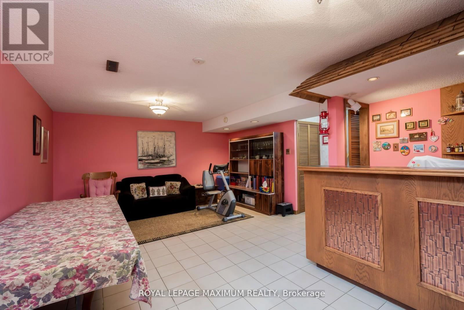 44 FLAGSTICK COURT Image 35