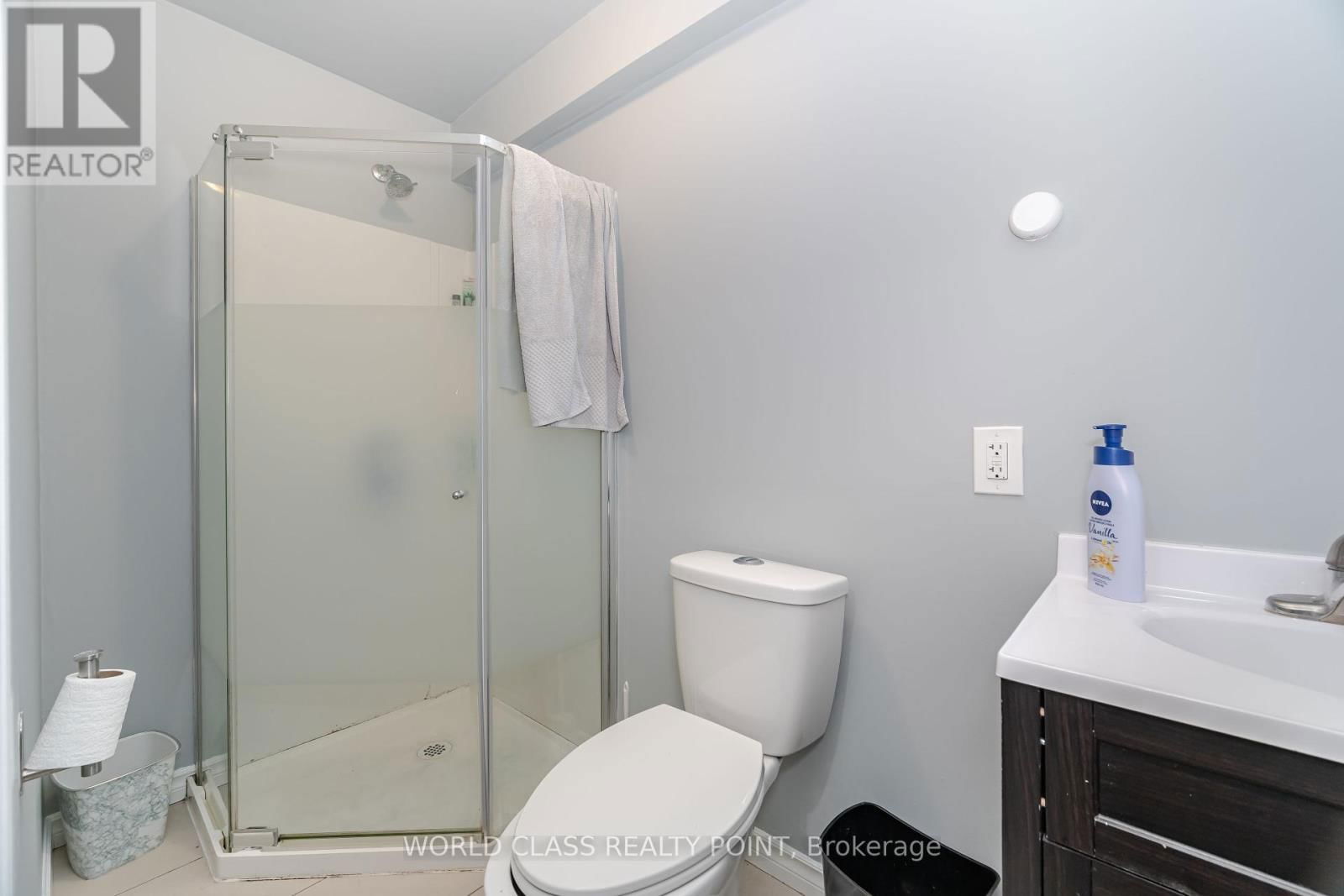 34 DAVENFIELD CIRCLE Image 34