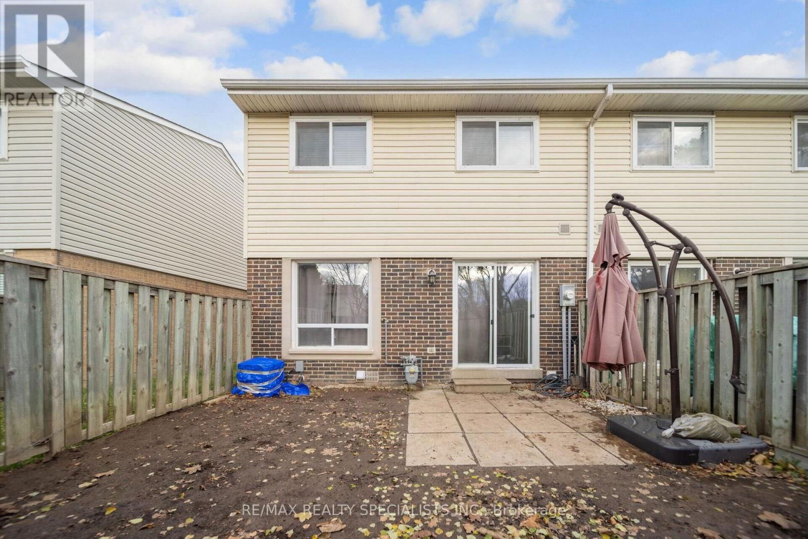 41 LINCOLN COURT Image 36