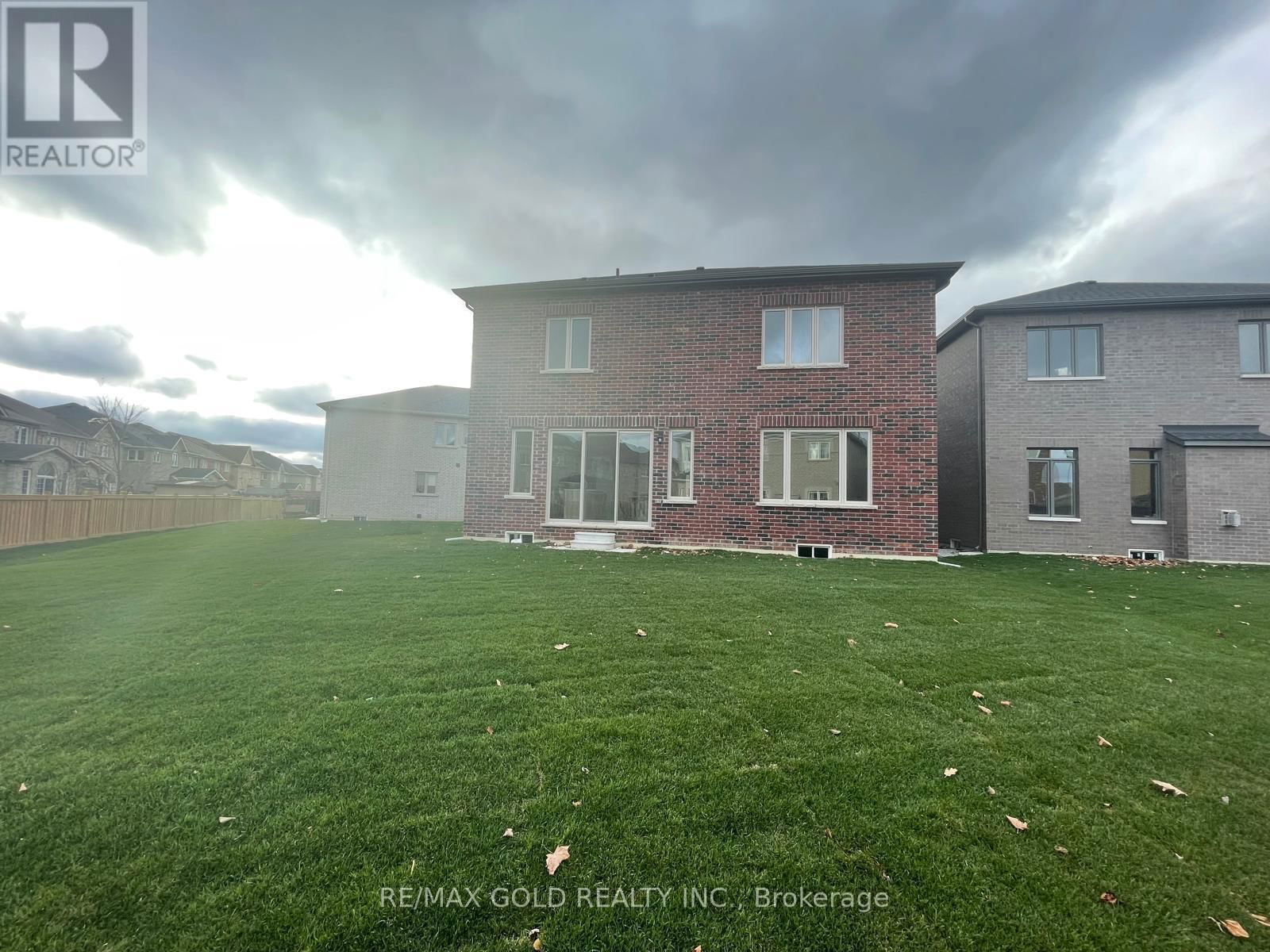 31 DOLOMITE DRIVE Image 6