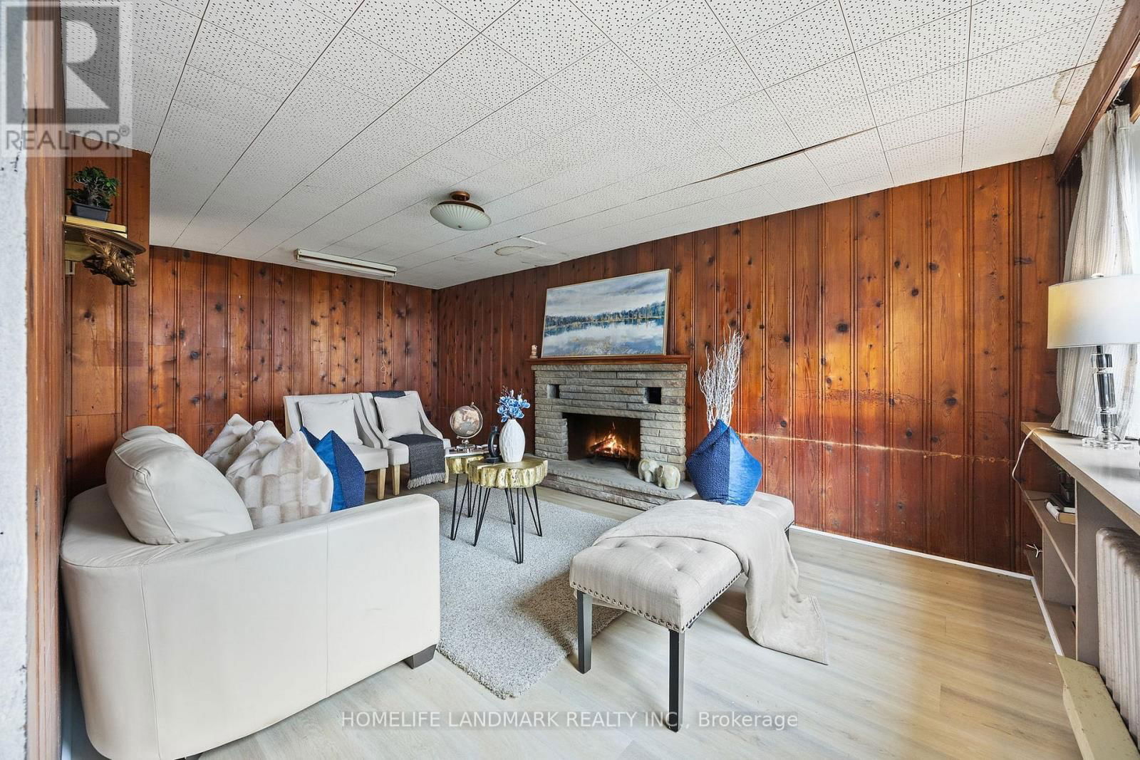 107 LAKE SHORE DRIVE Image 34