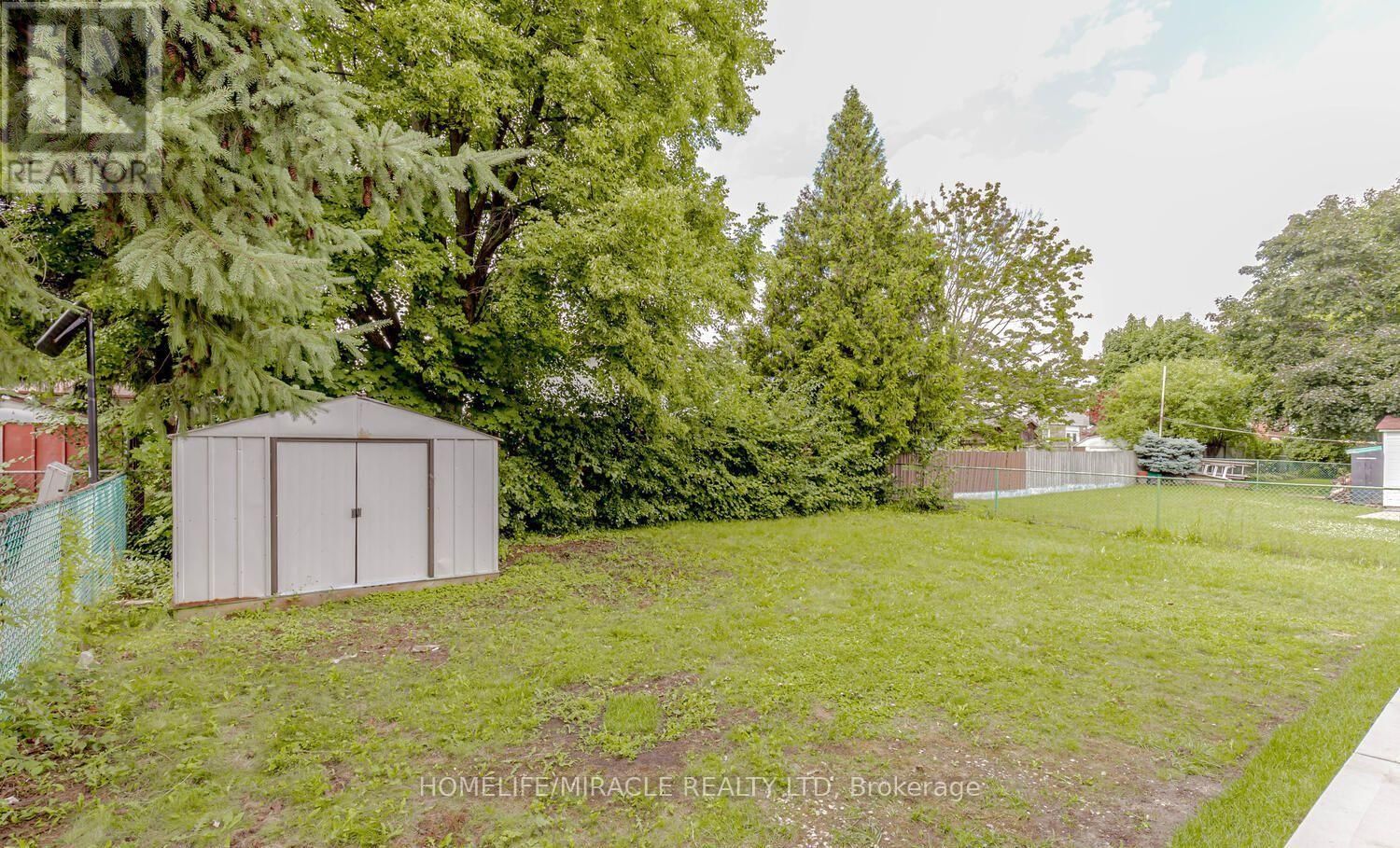 62 ELGIN DRIVE Image 39