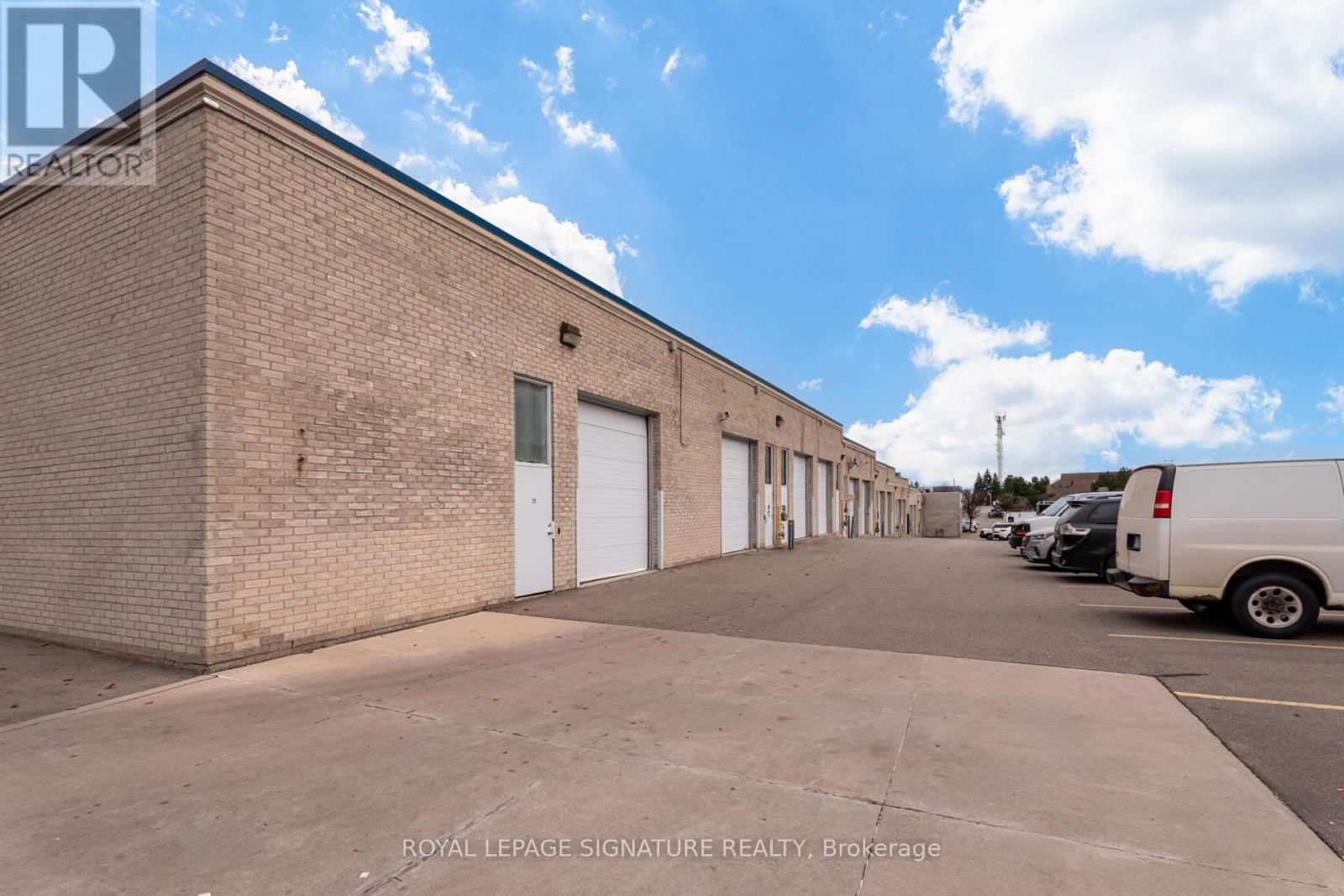 UNIT 20 - 145 TRADERS BOULEVARD E Image 9