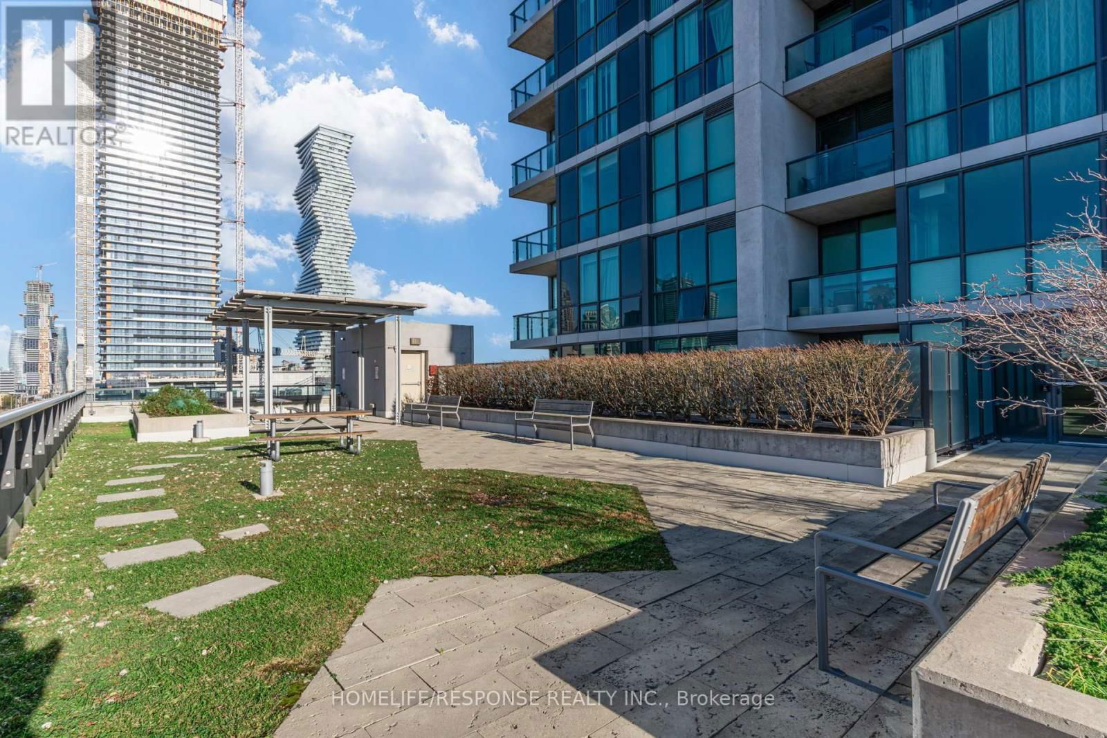 305 - 3985 GRAND PARK DRIVE Image 34