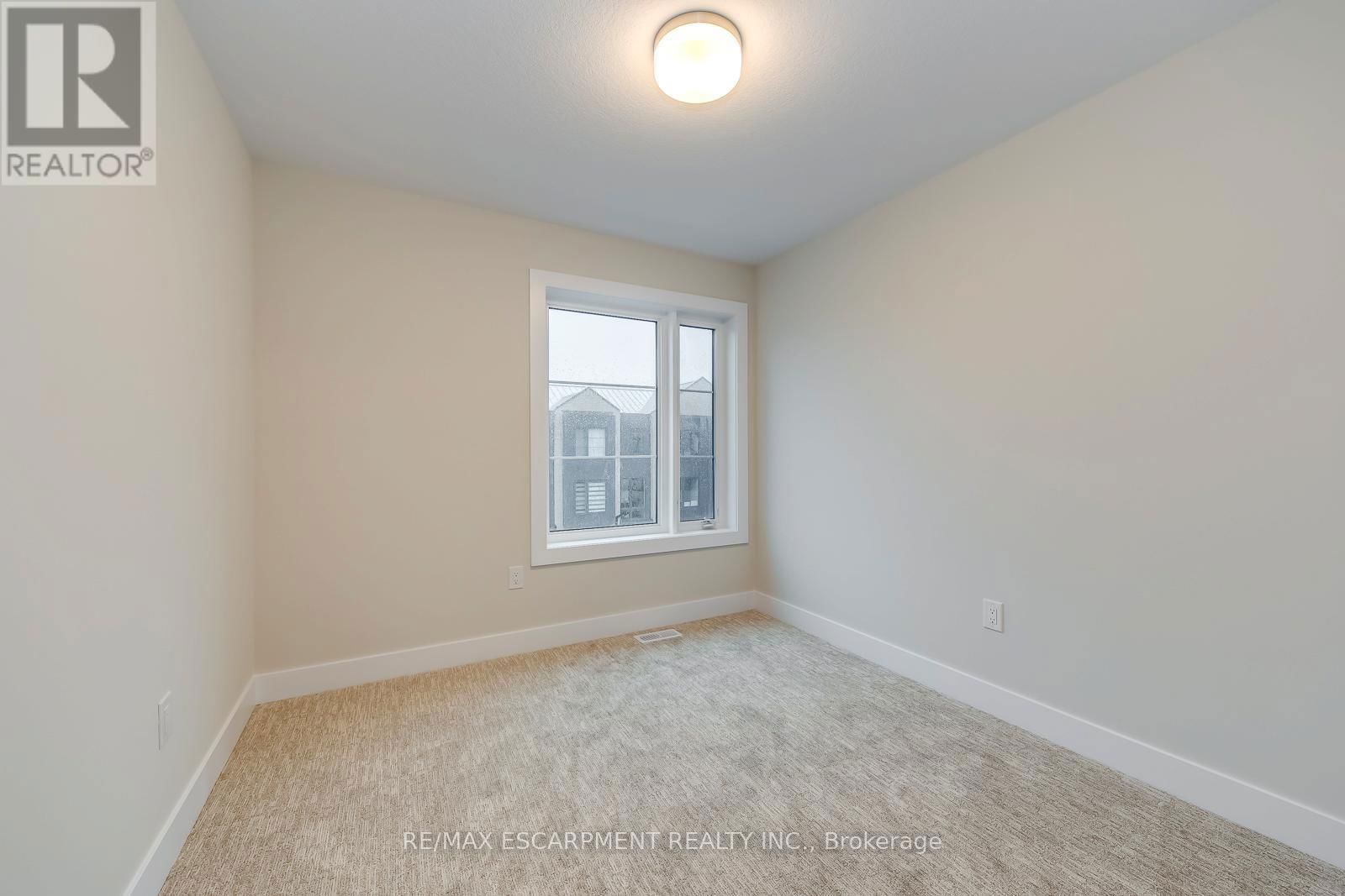 14 - 2273 TURNBERRY ROAD Image 32