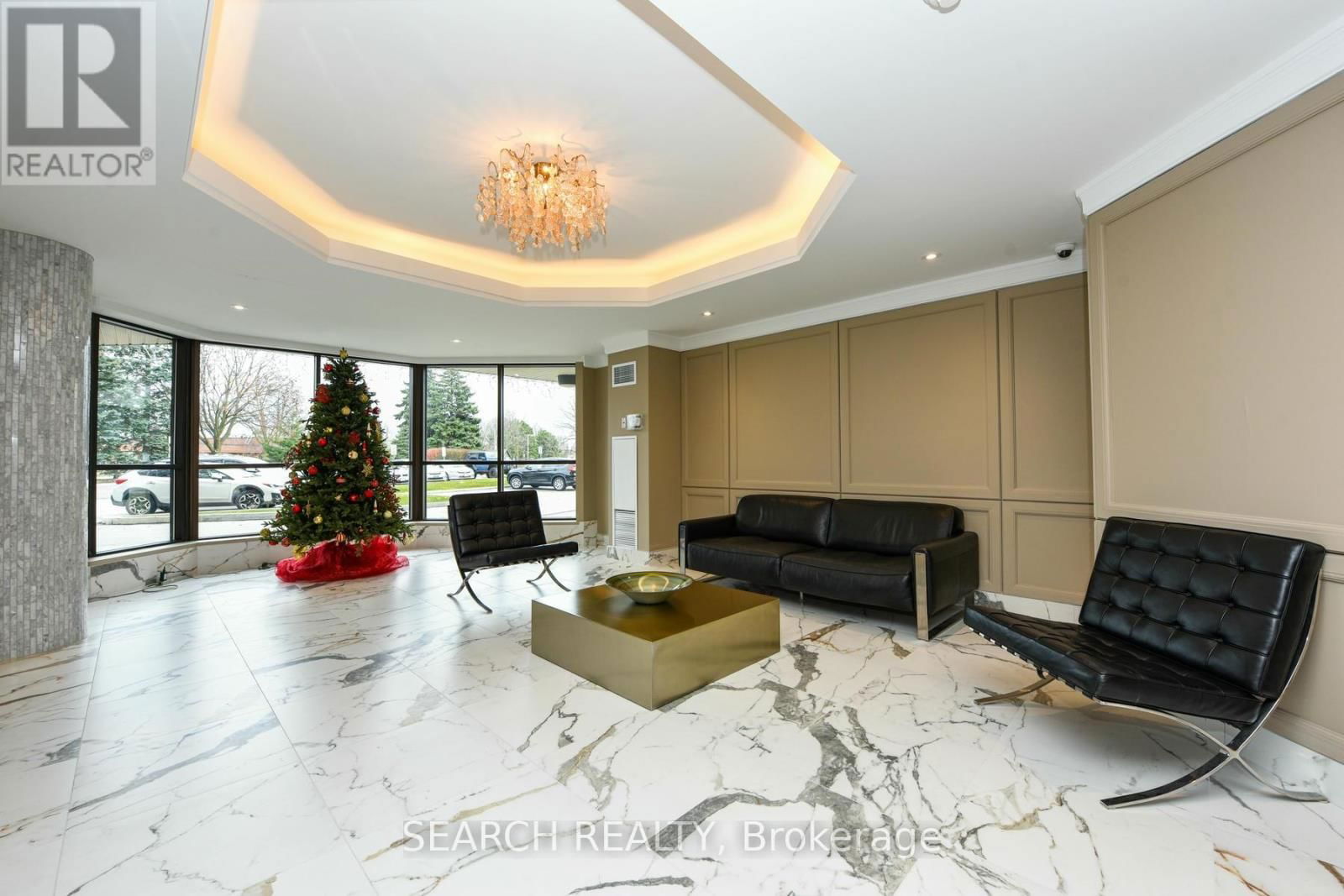 101 - 1155 BOUGH BEECHES BOULEVARD Image 2