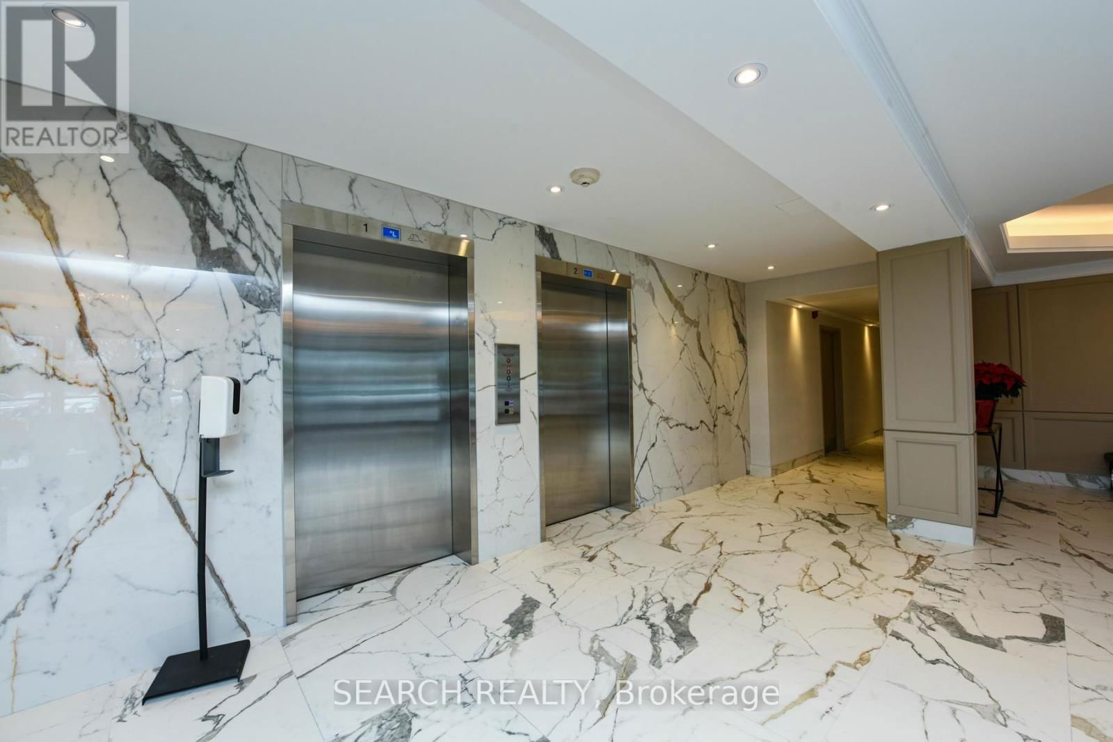 101 - 1155 BOUGH BEECHES BOULEVARD Image 3