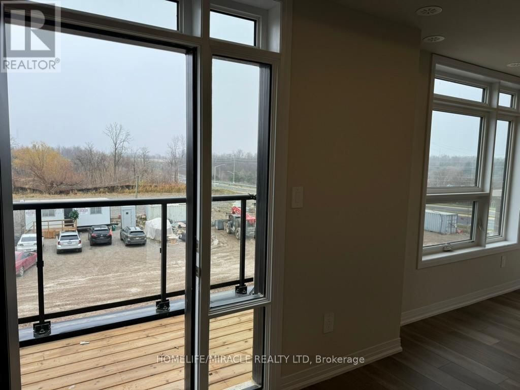 416 - 1577 ROSE WAY Image 12