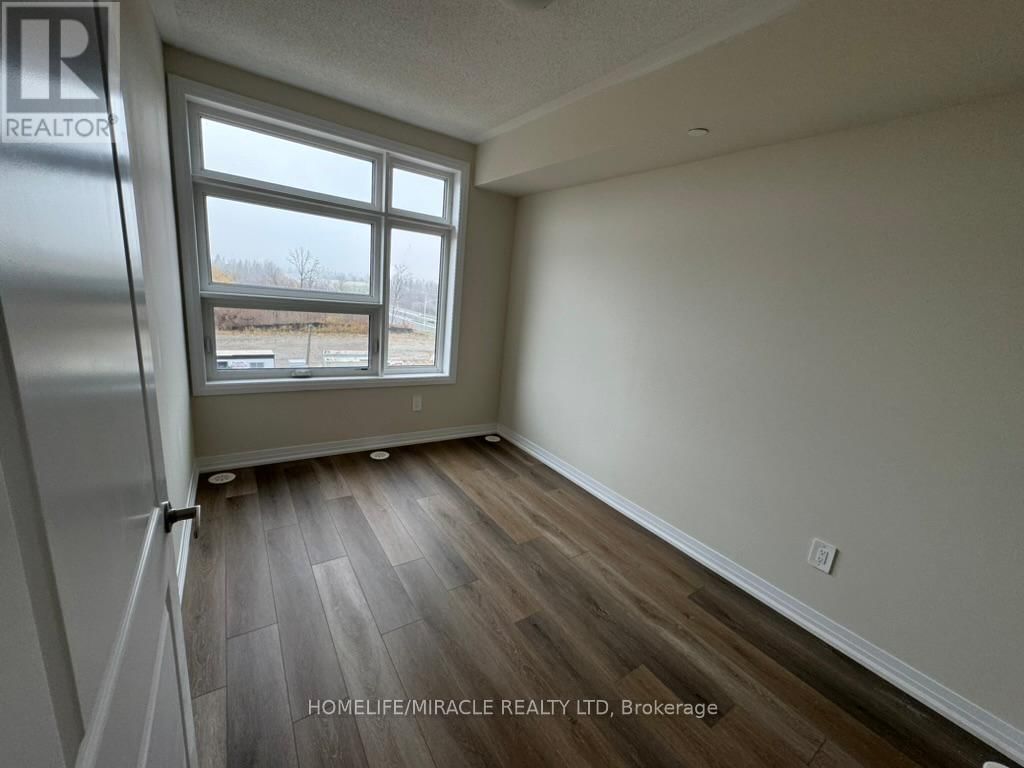 416 - 1577 ROSE WAY Image 19