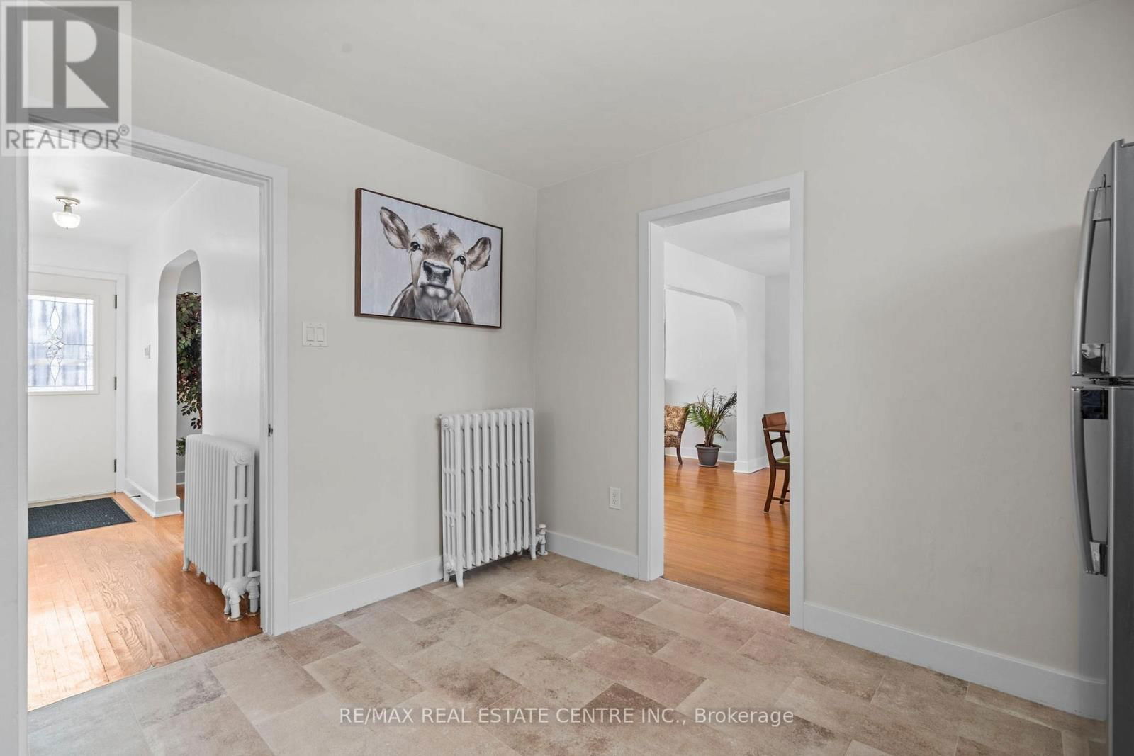 71 ZINA STREET Image 13