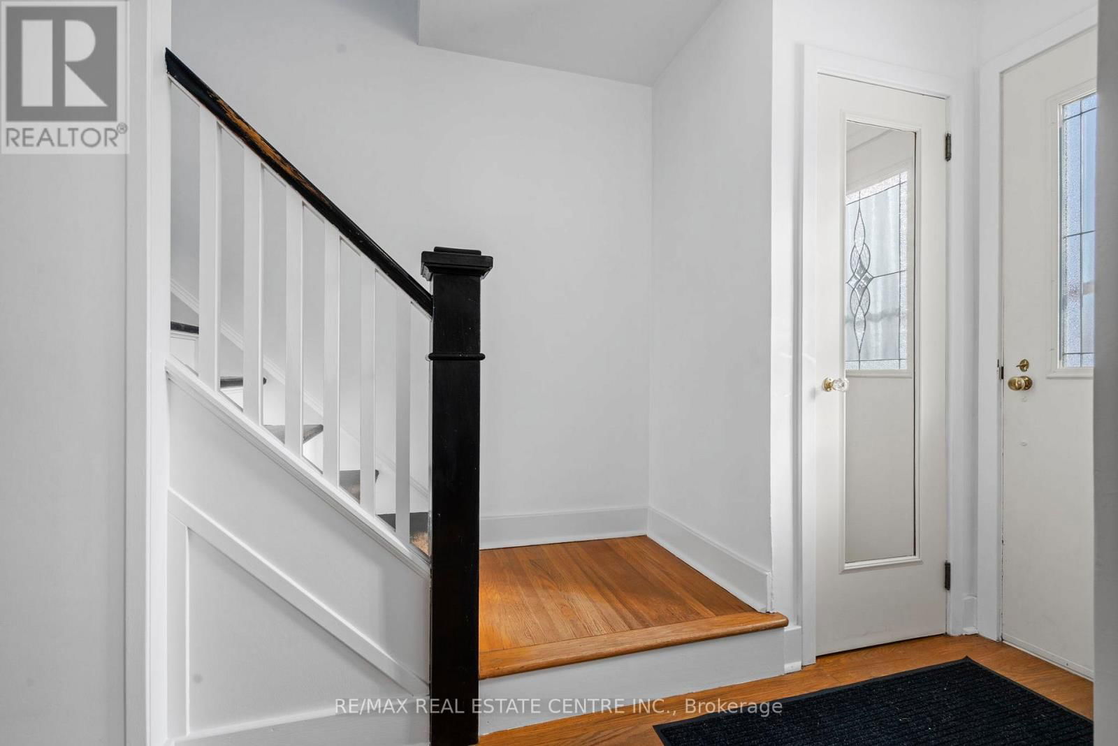 71 ZINA STREET Image 14