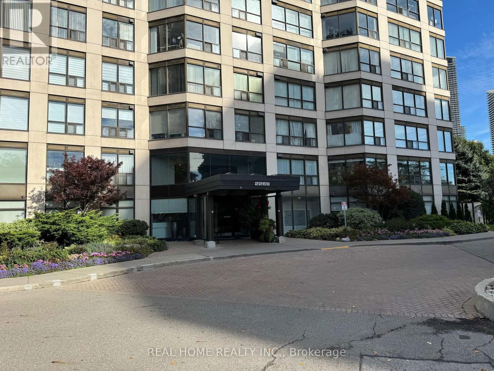 907 - 2269 LAKE SHORE BOULEVARD W Image 2