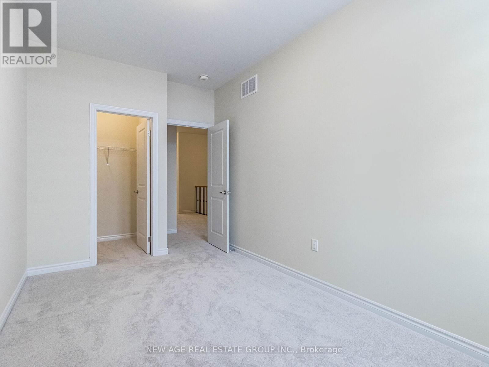 1419 OAKMONT COMMON Image 35