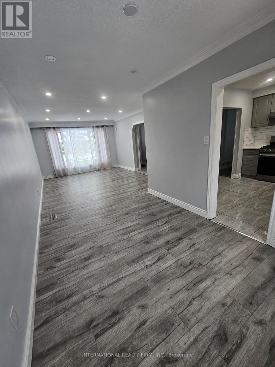 517 SANDMERE PLACE Image 2