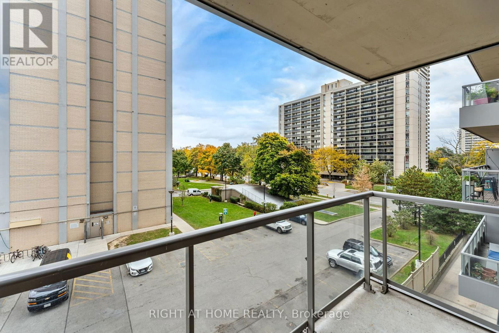 307 - 70 HIGH PARK AVENUE Image 7