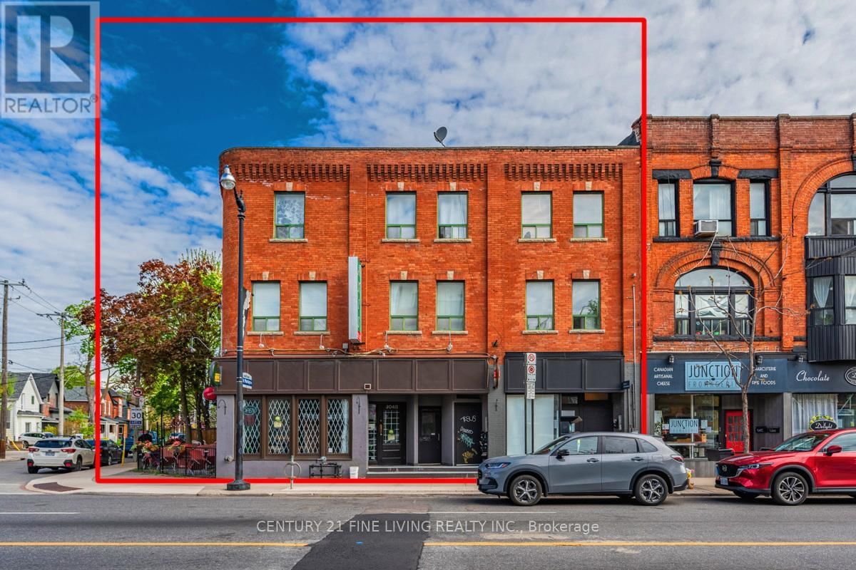 3048 DUNDAS STREET W Image 2