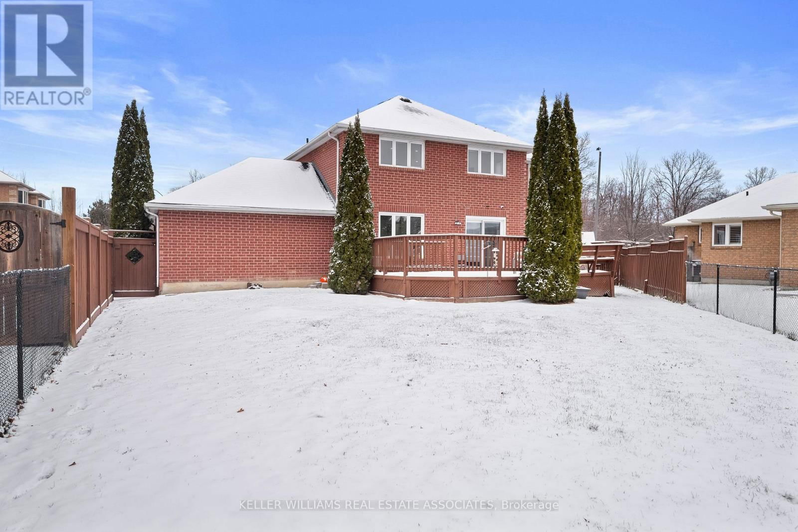 3543 TRELAWNY CIRCLE Image 34