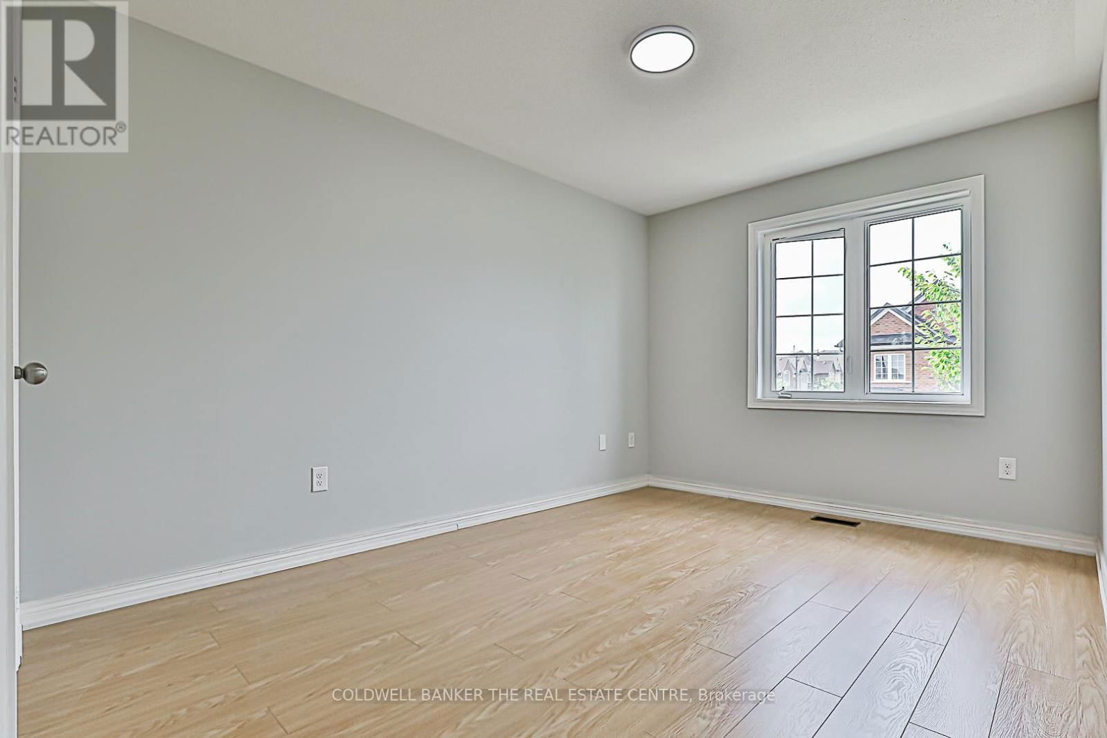 67 YELLOWKNIFE ROAD Image 32