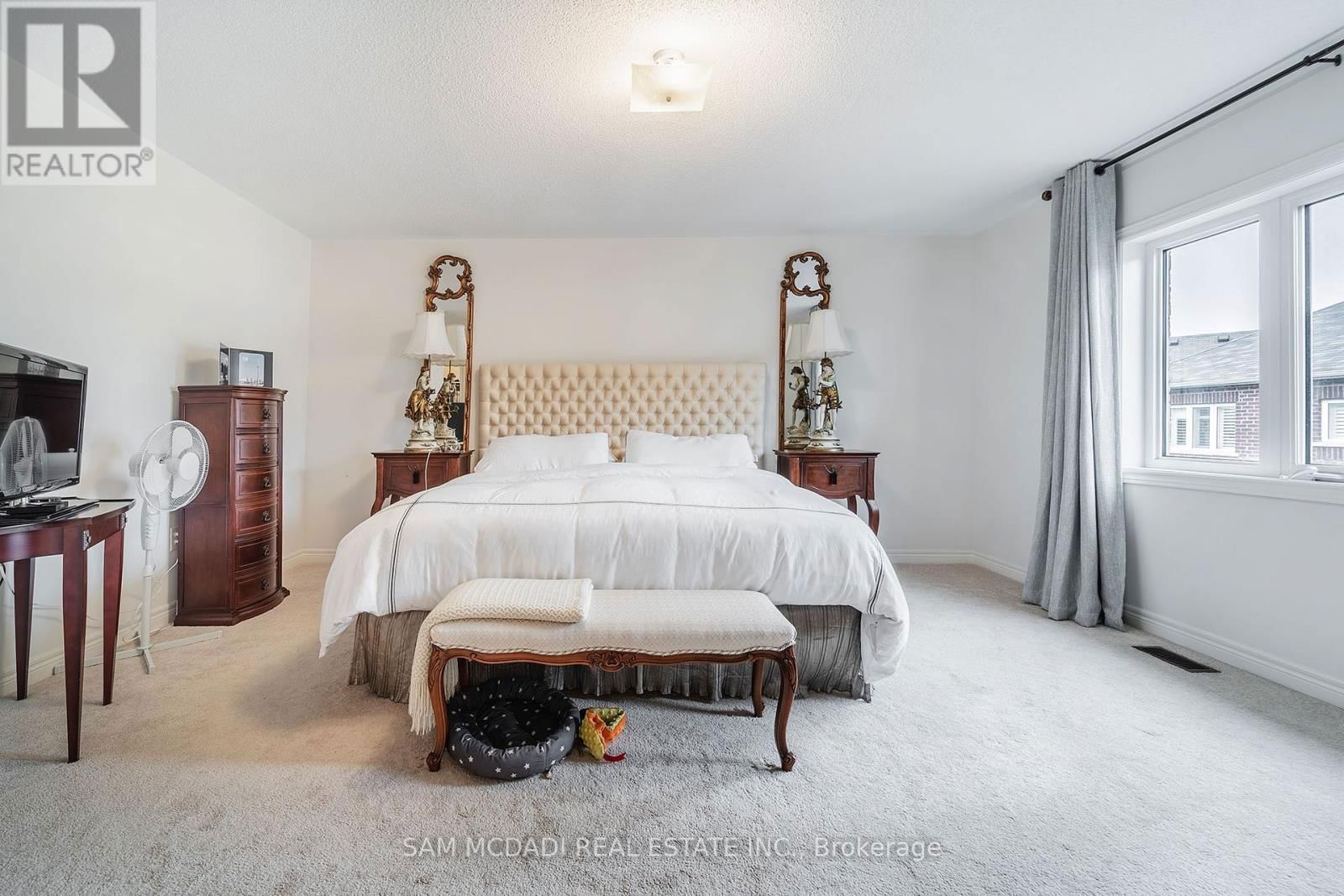 574 SETTLERS ROAD WEST Image 13