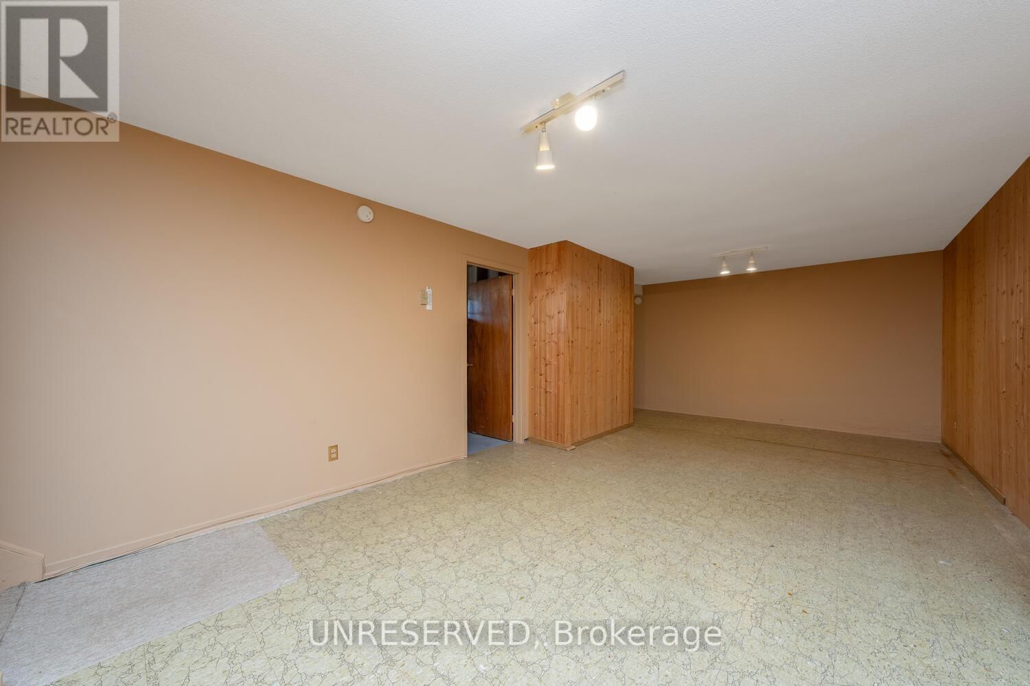 13074 FALLBROOK TRAIL Image 27