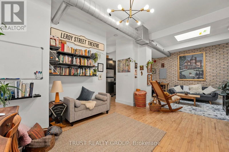 Secondary Property View