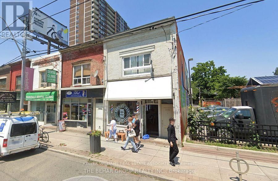 1640 QUEEN STREET W Image 8