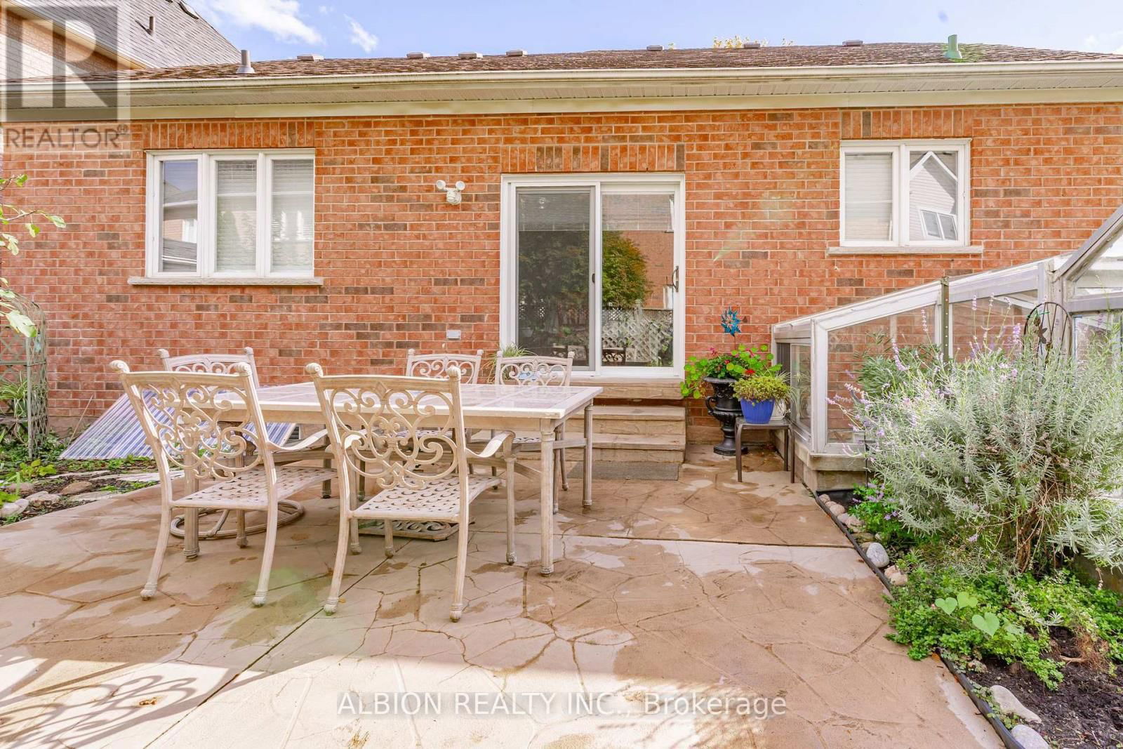 30 RUSHBROOK DRIVE Image 39