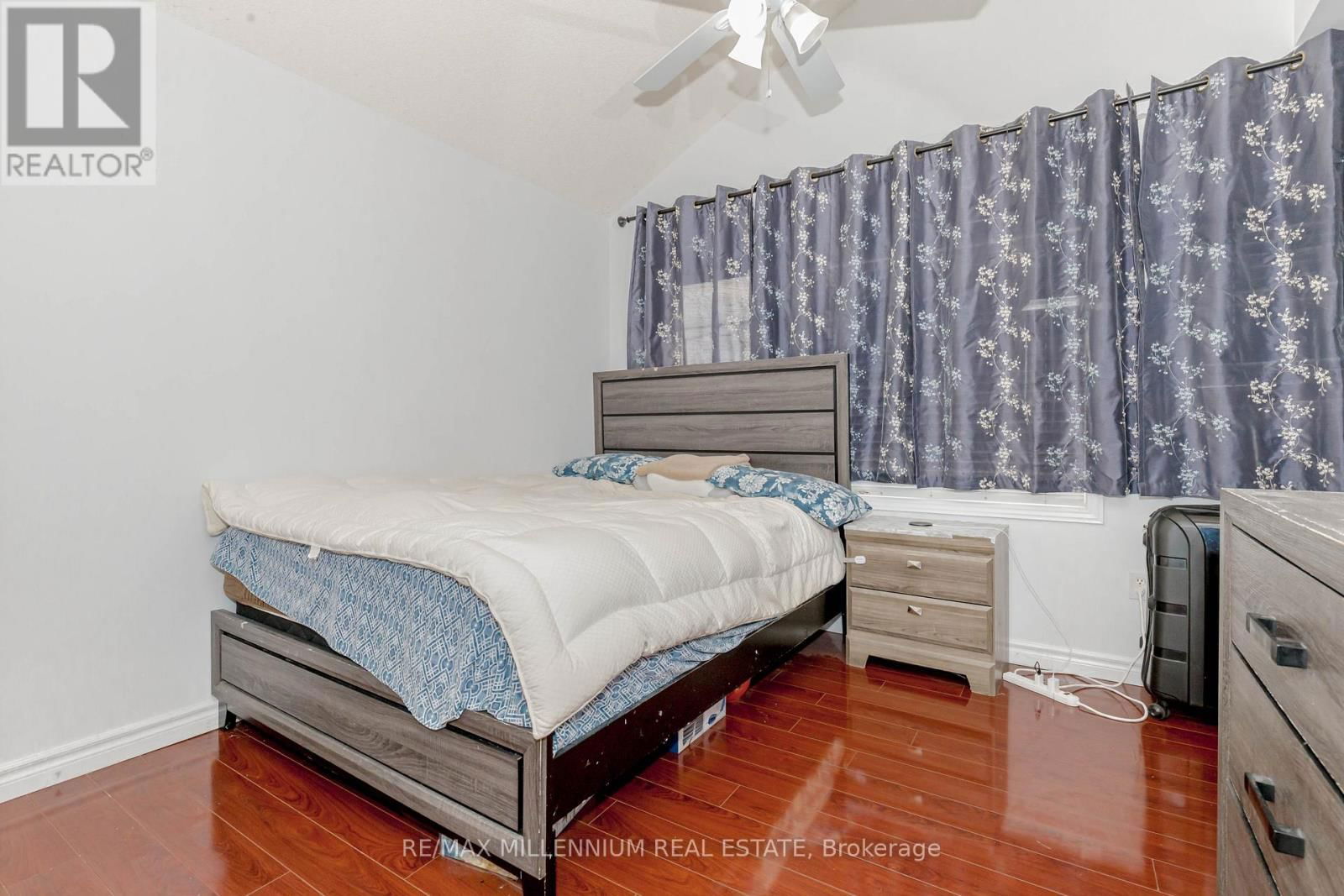 3256 CAMBERWELL DRIVE Image 23