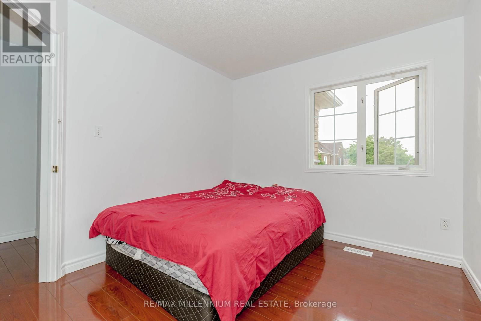 3256 CAMBERWELL DRIVE Image 25