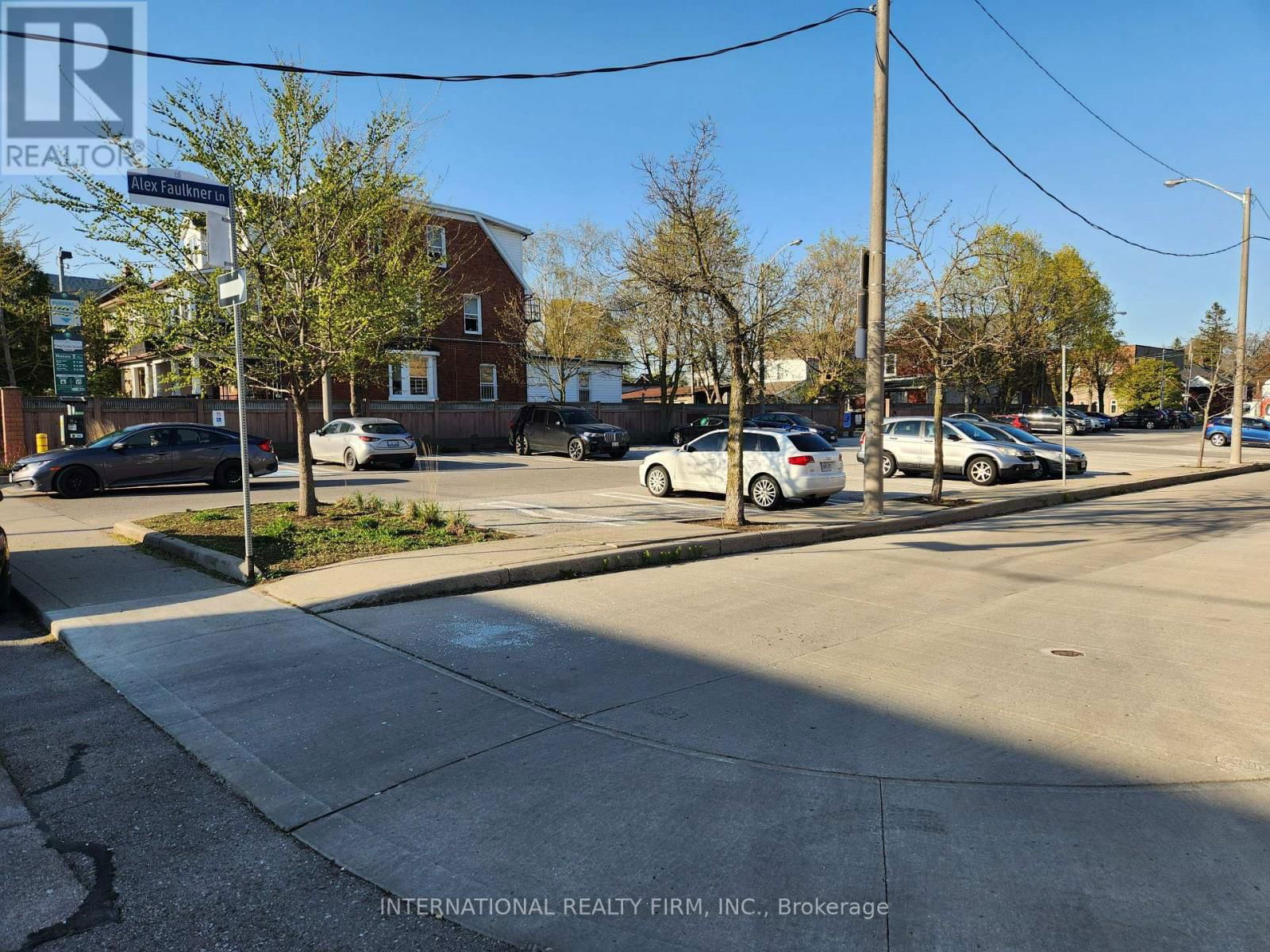 2ND FL - 2898 LAKESHORE BOULEVARD W Image 7