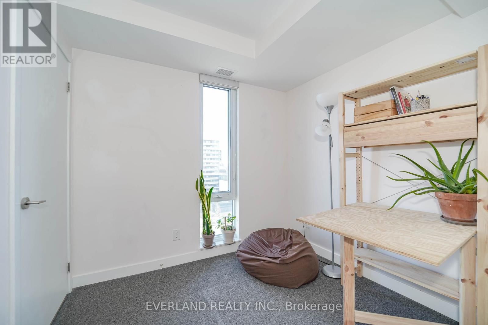 1005 - 160 FLEMINGTON ROAD Image 31