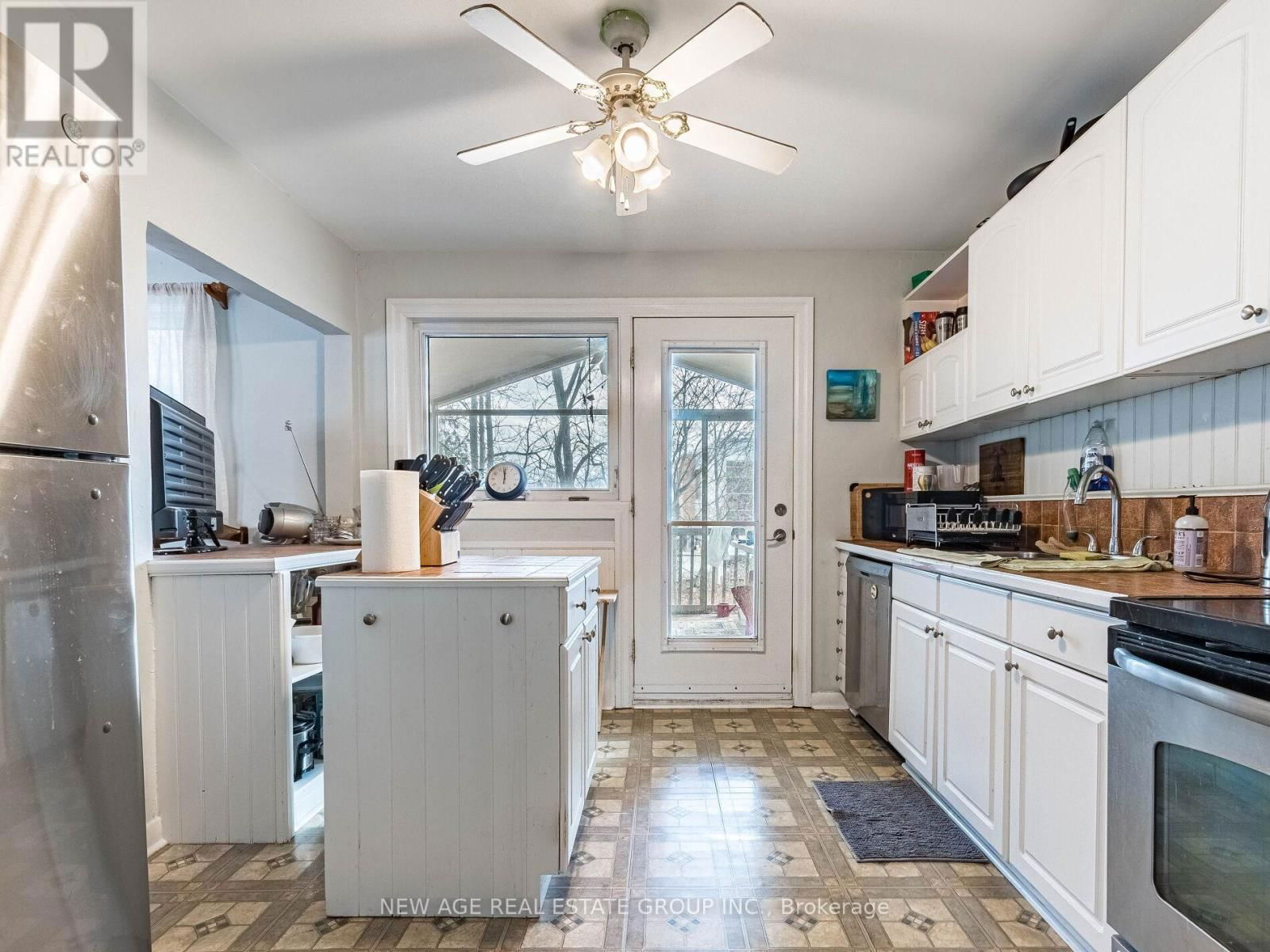 1234 BRIDGE ROAD Image 10