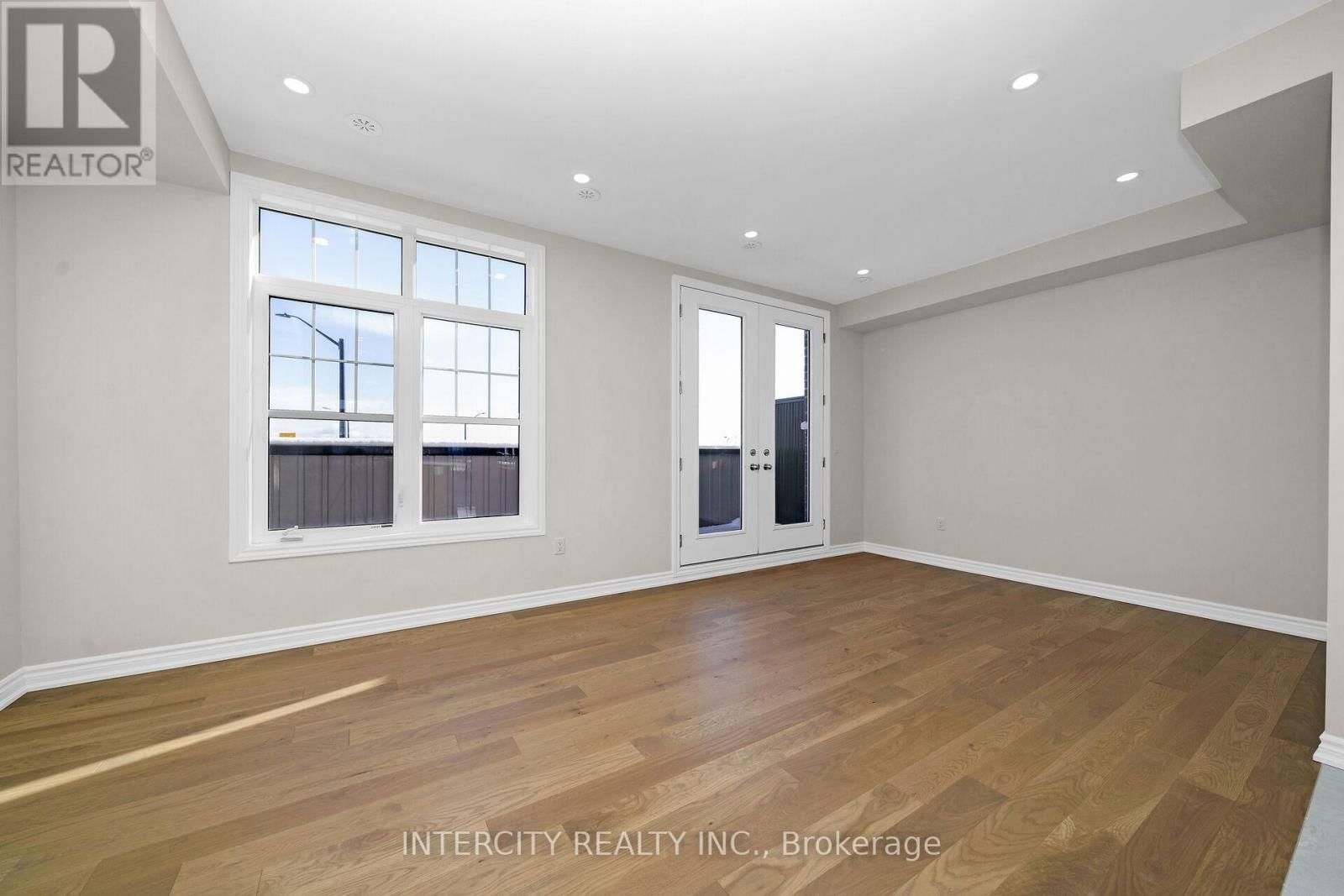 3 - 382 TIM MANLEY AVENUE Image 13