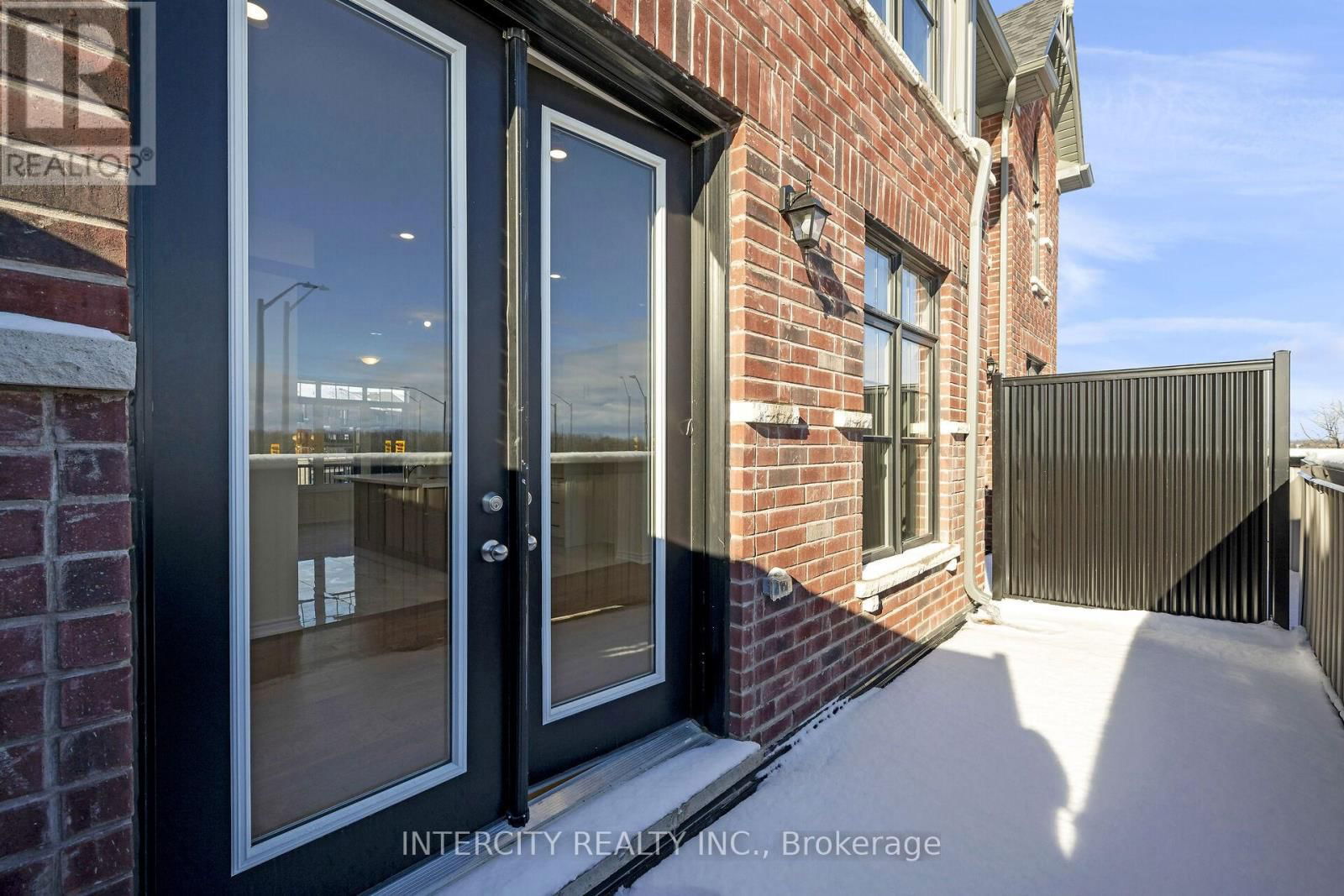 3 - 382 TIM MANLEY AVENUE Image 15