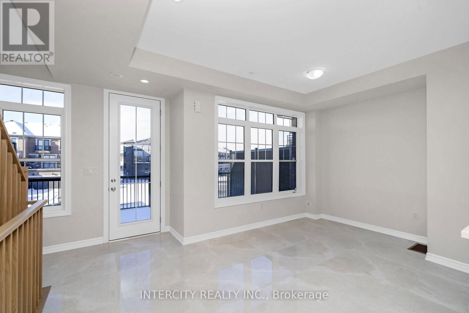 3 - 382 TIM MANLEY AVENUE Image 16