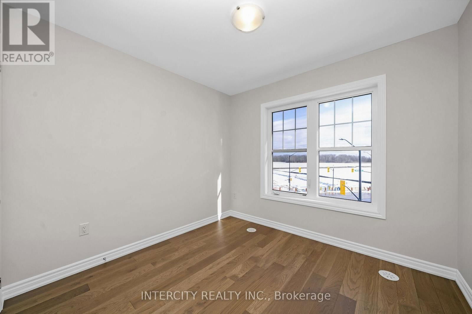 3 - 382 TIM MANLEY AVENUE Image 23