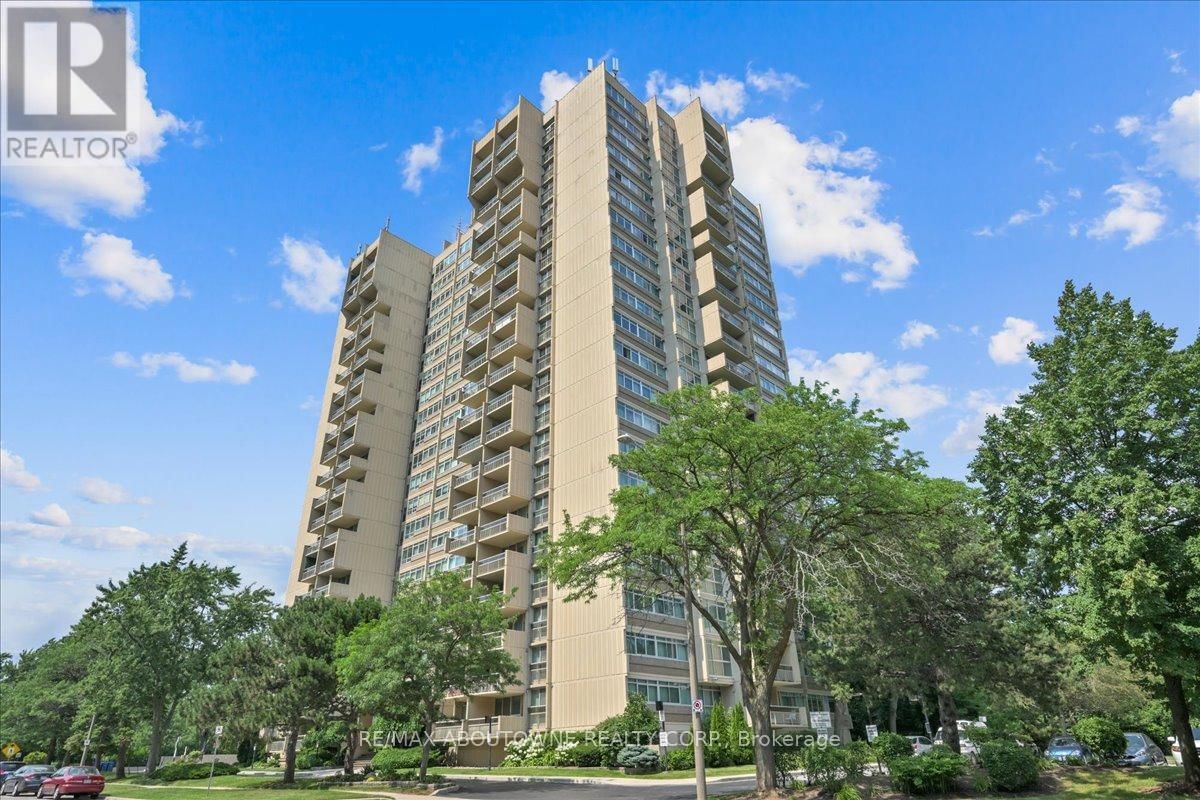 1006 - 1359 WHITE OAKS BOULEVARD Image 2