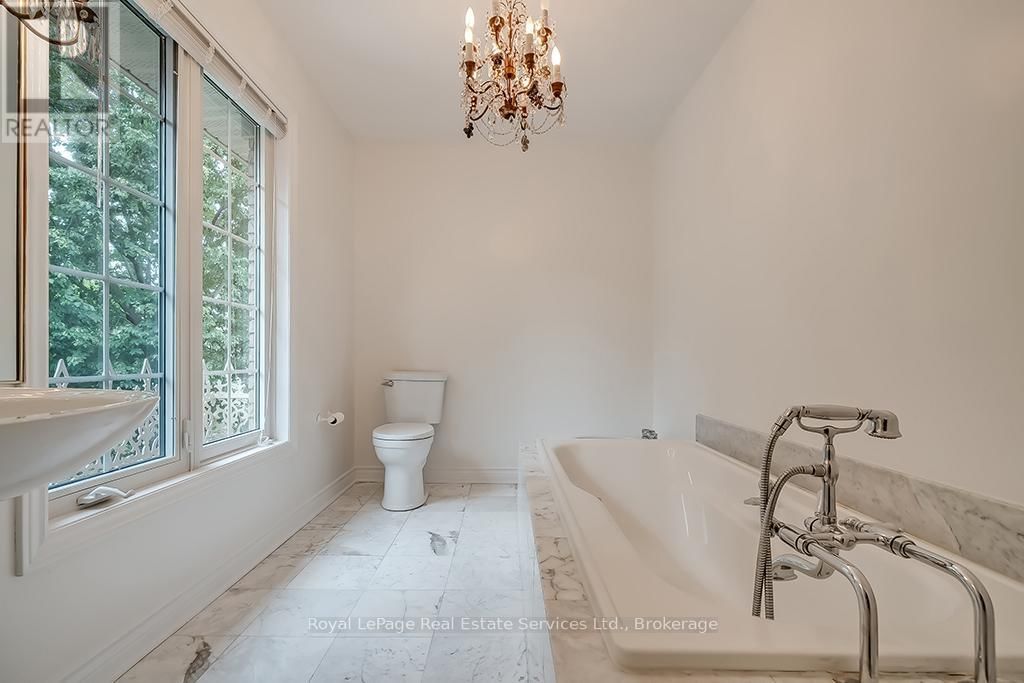 3286 SHELBURNE PLACE Image 22