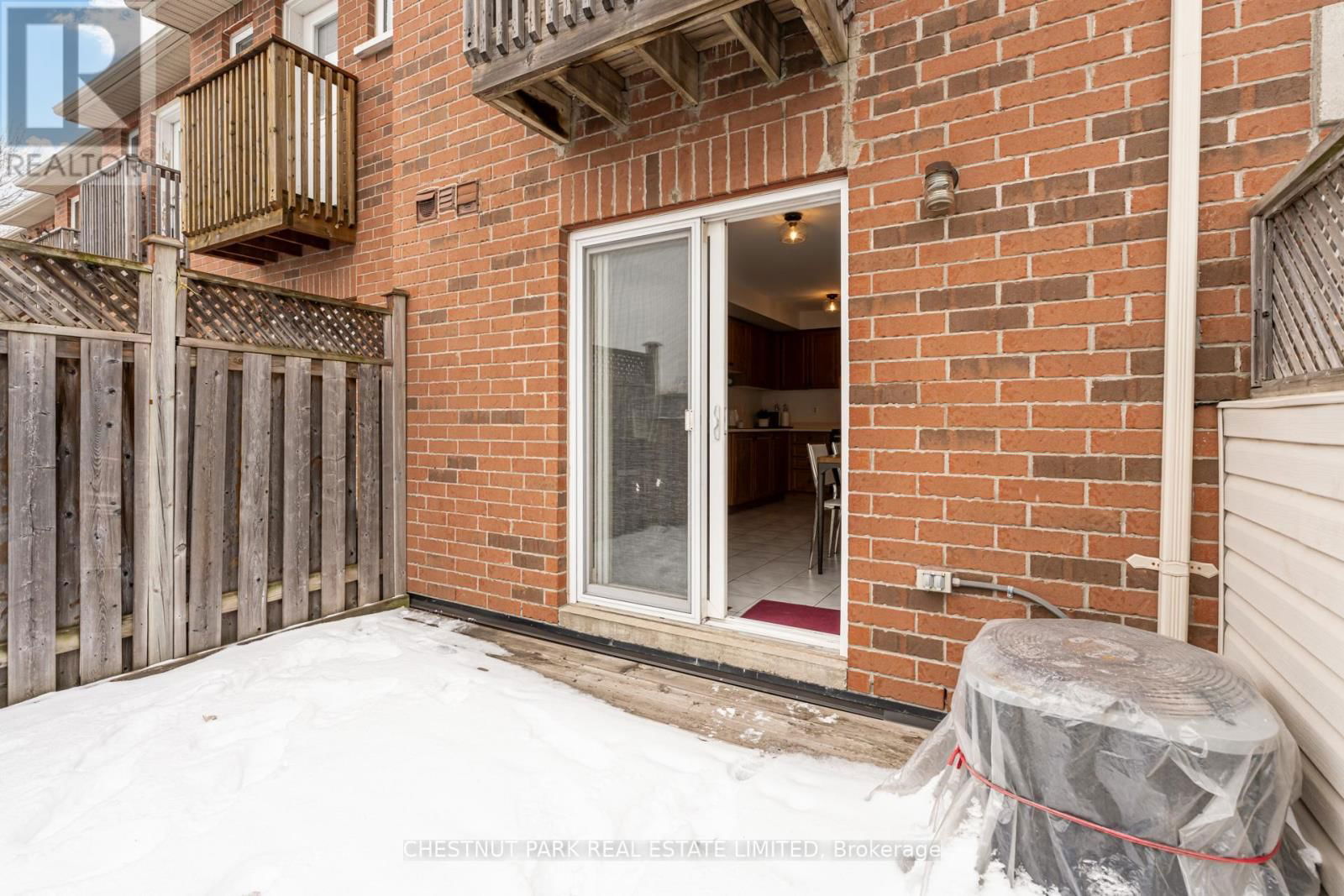 2431 DUFFERIN STREET Image 11