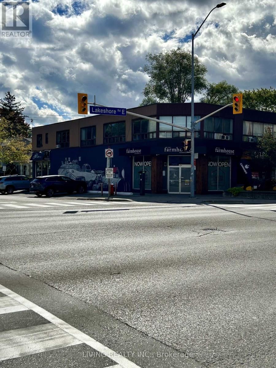 279 LAKESHORE ROAD E Image 7