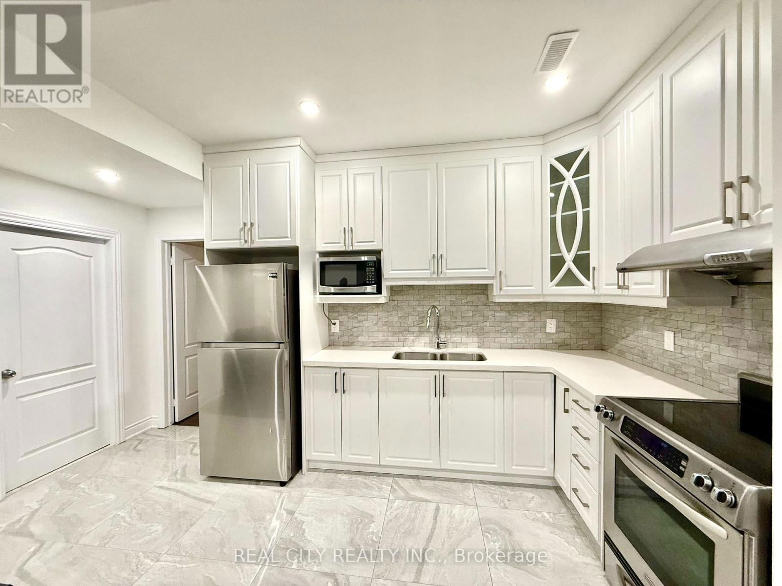 3438 CLAYTON TRAIL Image 13