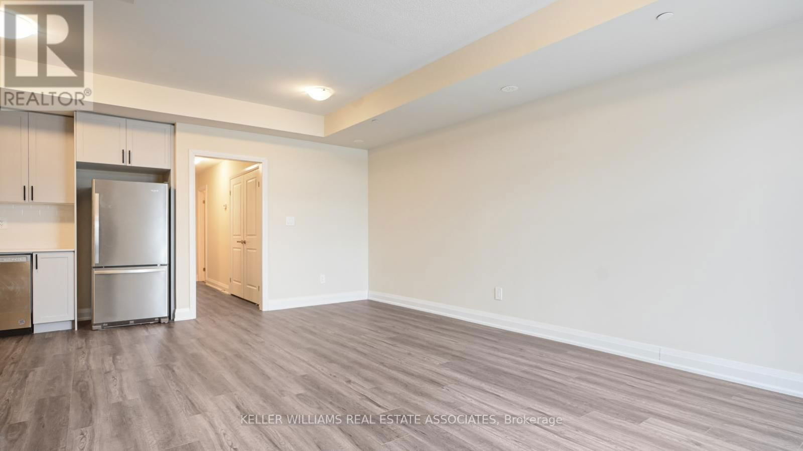 130 - 1565 ROSE WAY Image 10