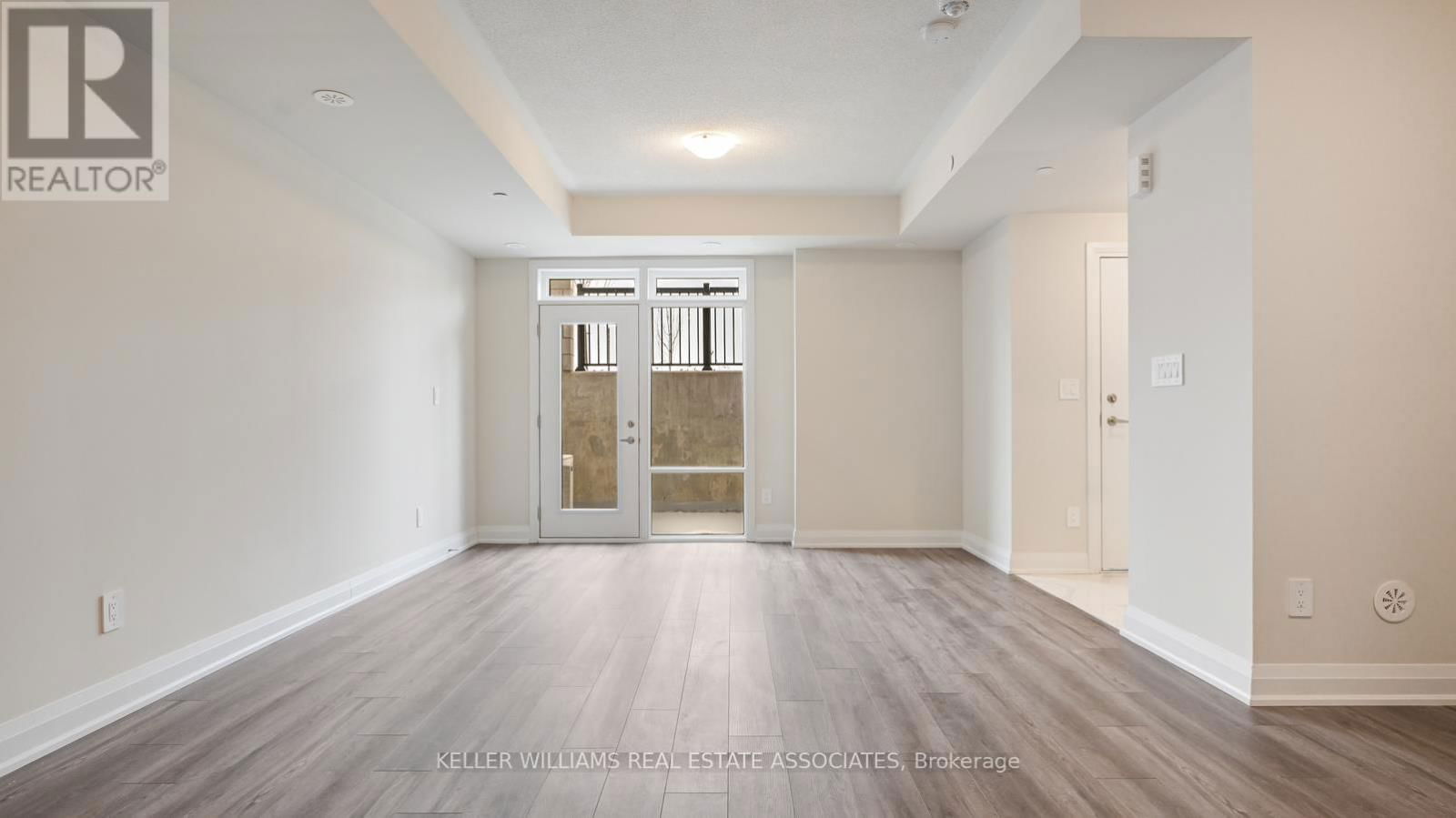 130 - 1565 ROSE WAY Image 13