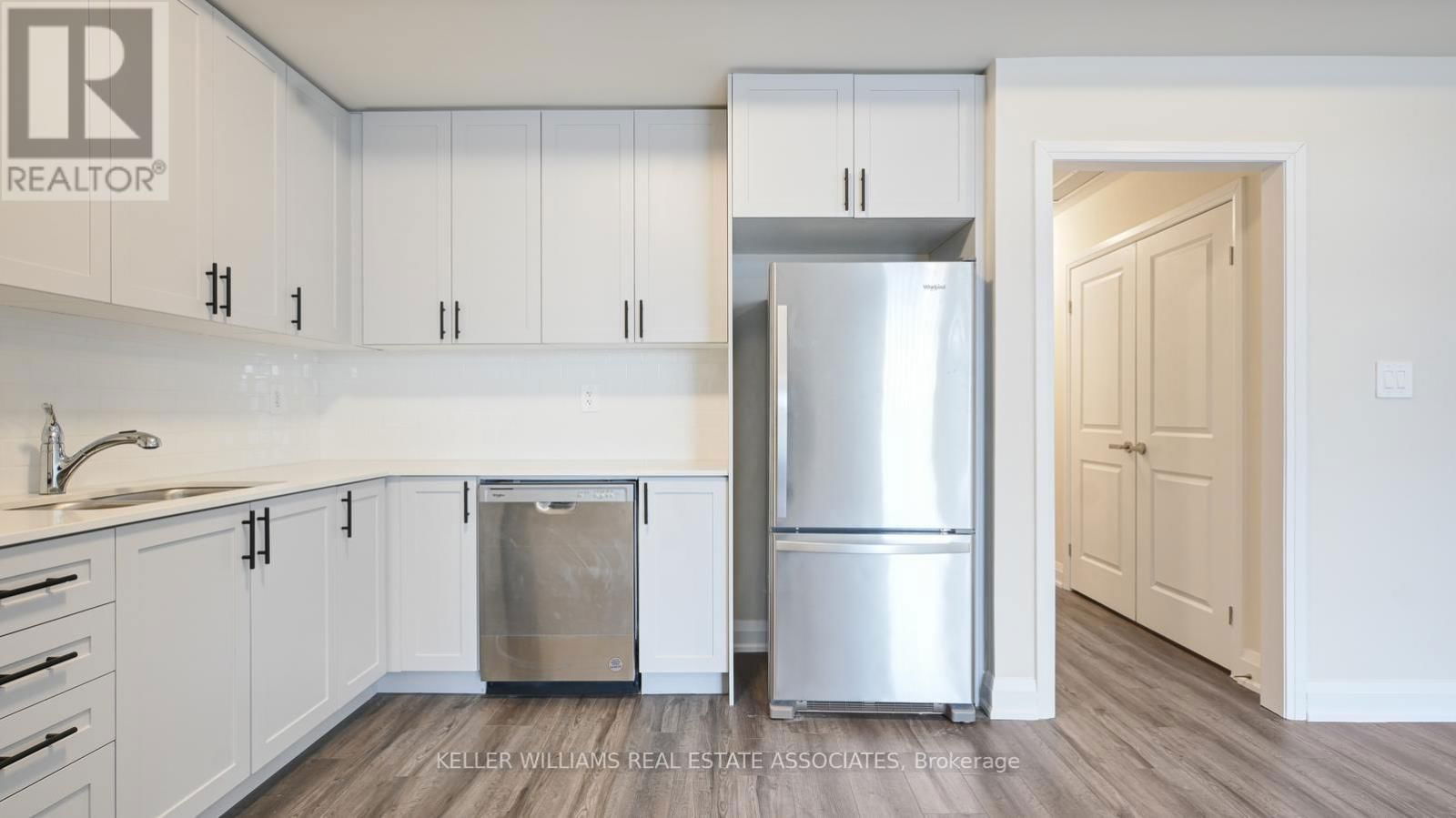 130 - 1565 ROSE WAY Image 17