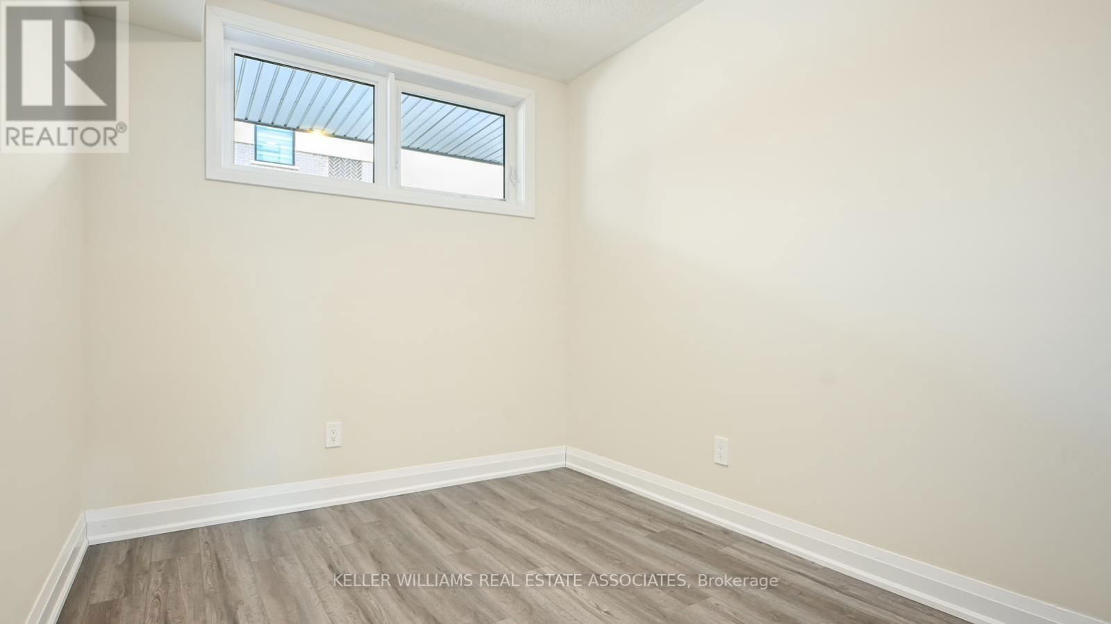 130 - 1565 ROSE WAY Image 20