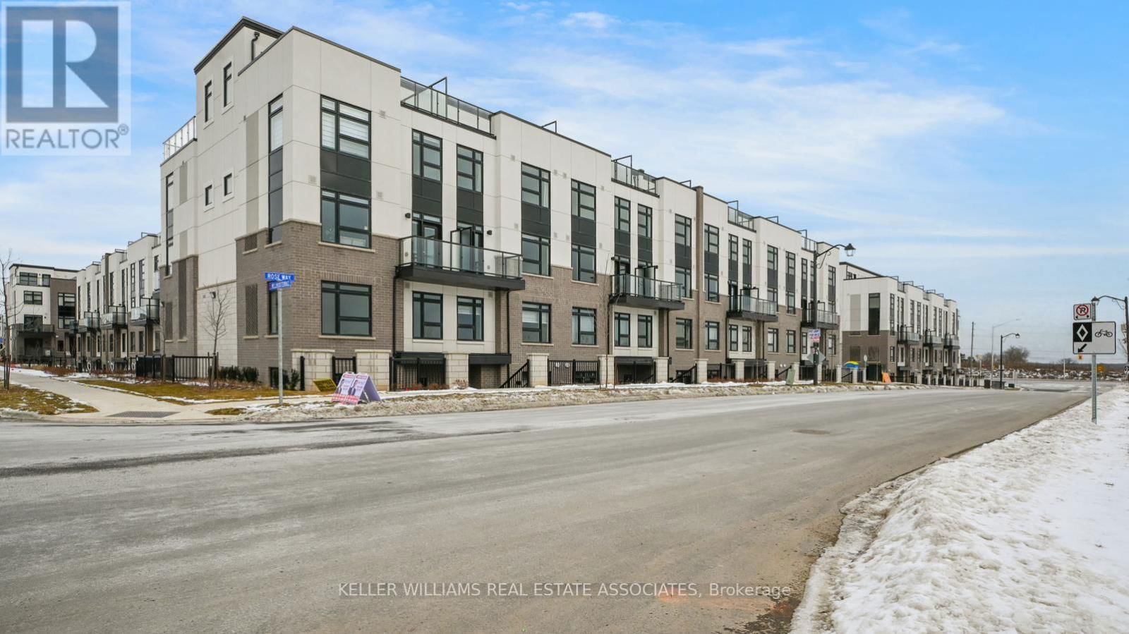 130 - 1565 ROSE WAY Image 34