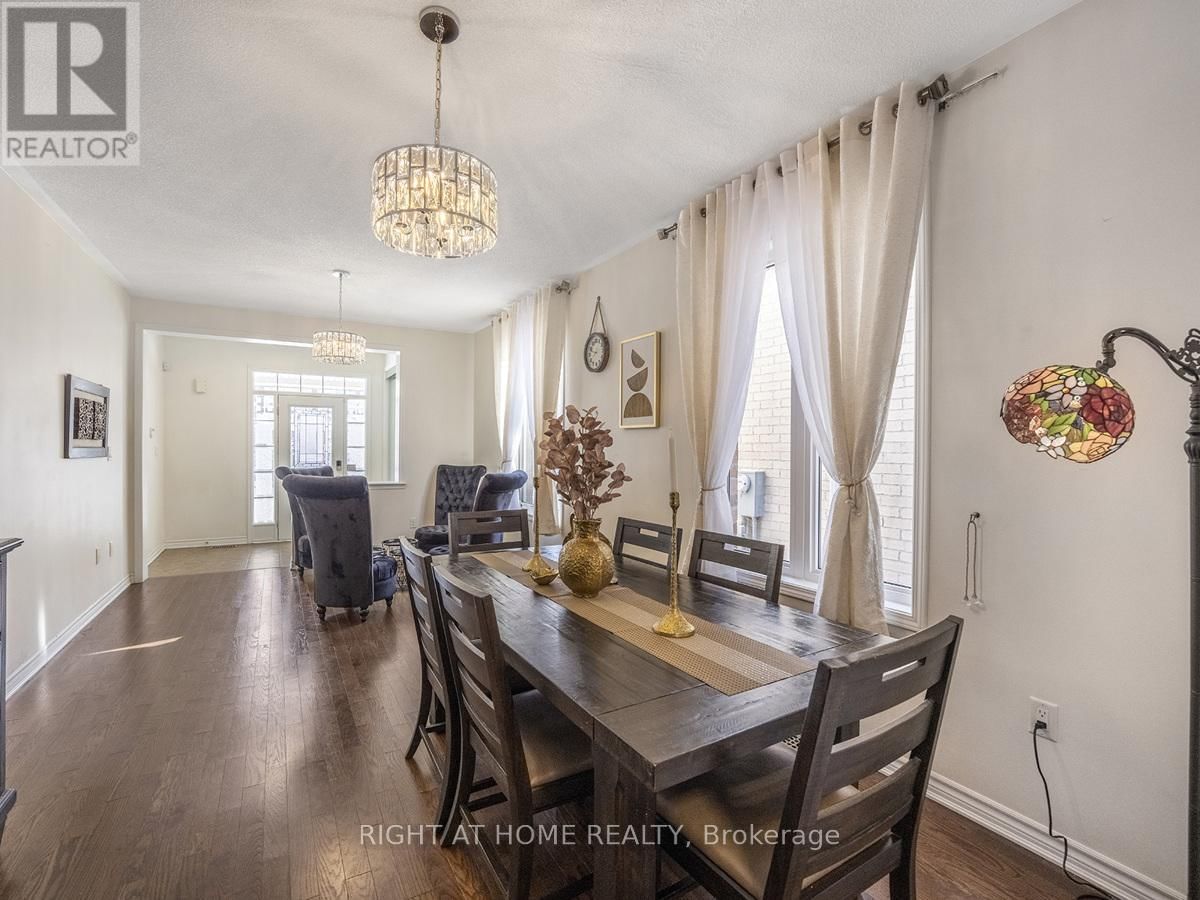 653 LANGHOLM STREET Image 11