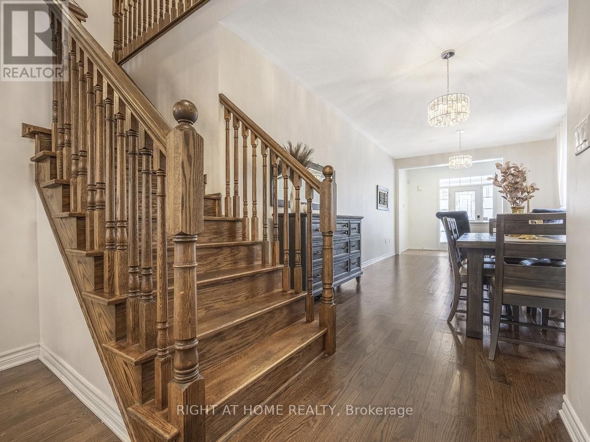 653 LANGHOLM STREET Image 12