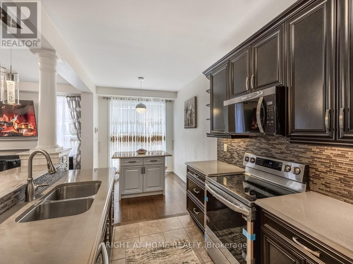 653 LANGHOLM STREET Image 13